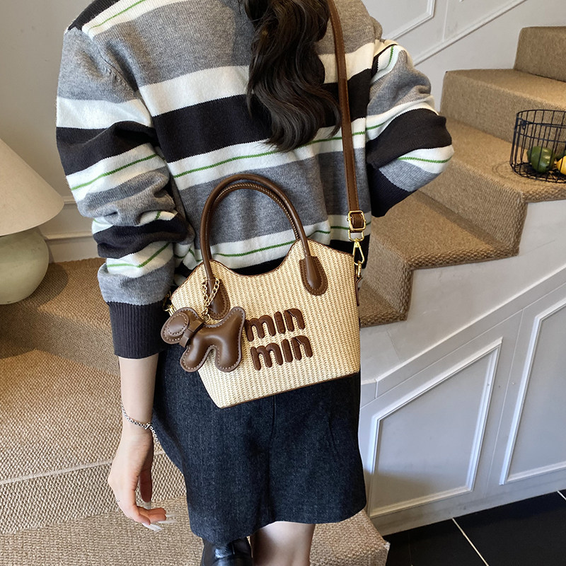 2025新款时尚百搭女士单肩包休闲轻便女士手提包女休闲斜挎小包包