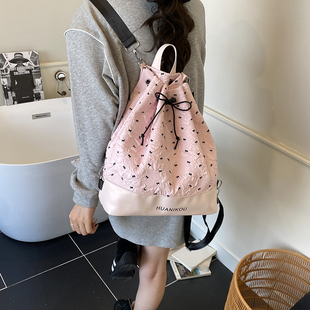 时尚 2025新款 百搭女士单肩斜挎包休闲轻便女士手提包女士休闲包包