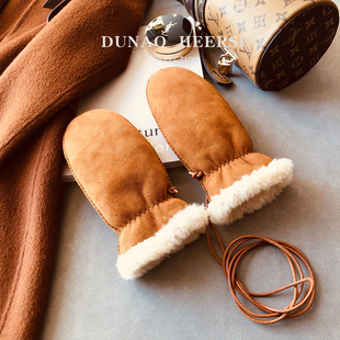 100%皮毛一体真皮羊羔毛挂脖连指手套女冬季加绒加厚保暖旅游滑雪