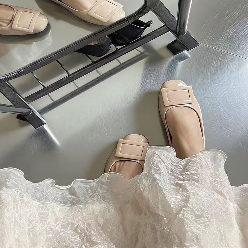 rv粗跟漆皮方扣单鞋女真皮2026春季圆头浅口名媛淑女裸色平底鞋女,女鞋,浅口单鞋,淘宝优惠券,粉丝福利购,淘宝优惠卷