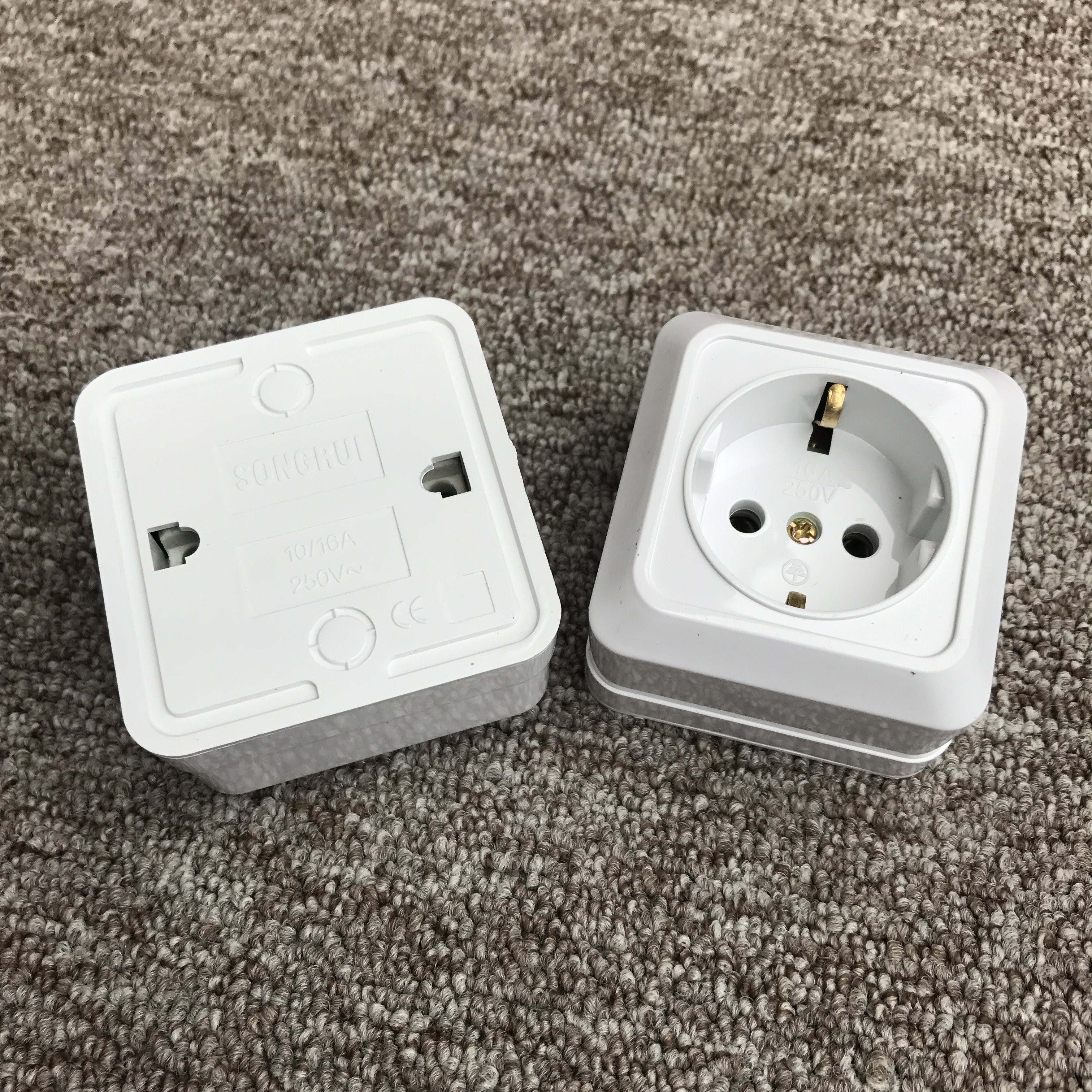 欧式欧标德式一位两圆孔明装插座 欧规德标电源插座桌面门框插座