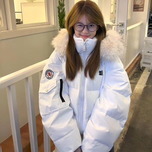 美式复古毛领连帽棉服女