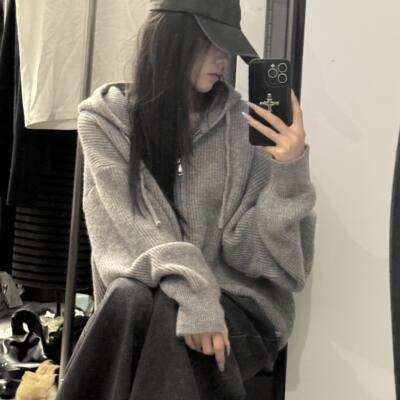 韩系浣熊绒灰色拉链连帽