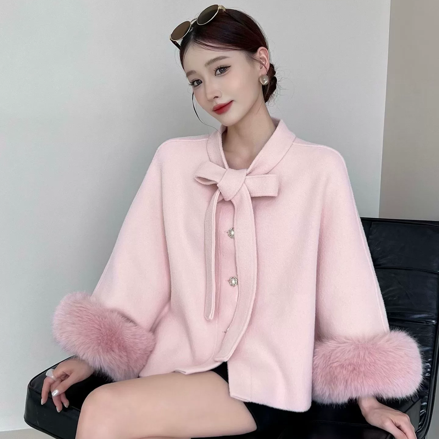 千金风仿狐狸毛系带斗篷毛衣女