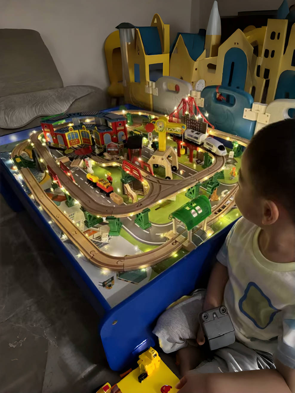 EDWONE168P VARIETY CITY WOODEN RAIL TRAIN ELECTRIC RAIL CAR KIDS TOY TRACK