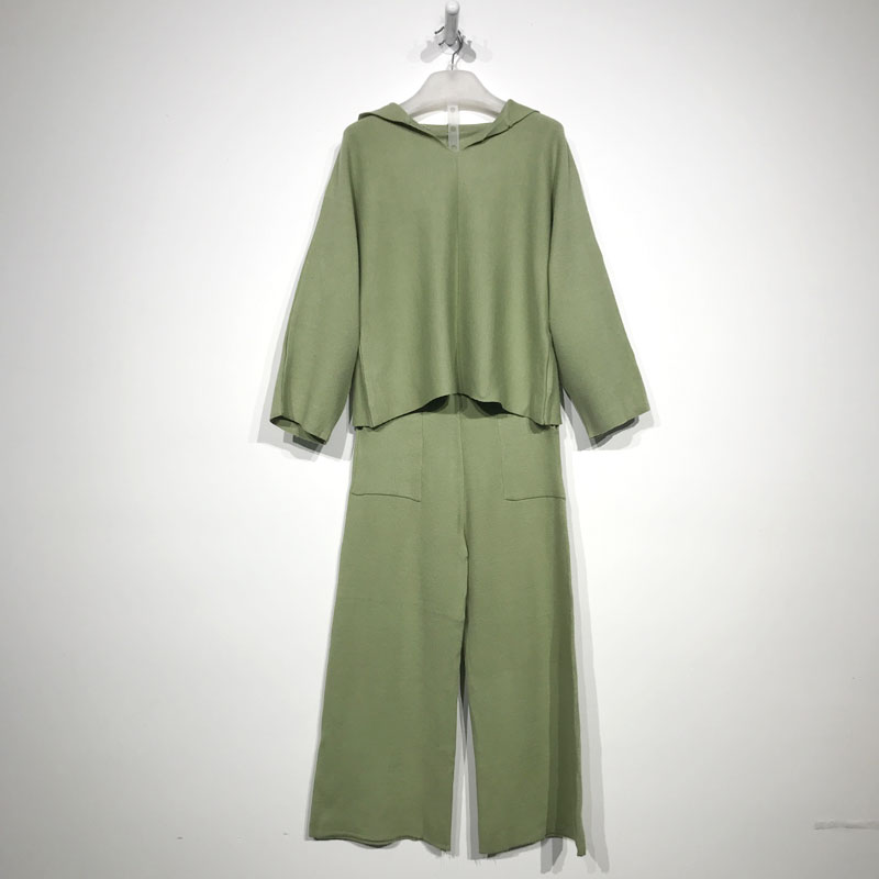 西树系列 D86228 时尚针织套装品牌女装折扣