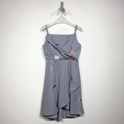 潮系列 D96596 时尚连衣裙品牌女装折扣启
