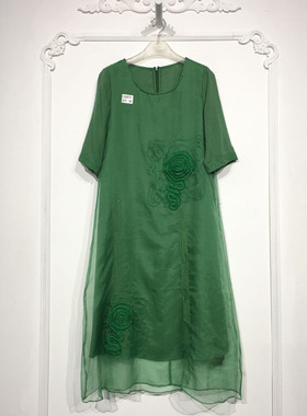 西树系列 D92410 时尚真丝连衣裙品牌女装折扣