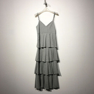 潮系列 D86509 时尚吊带连衣裙品牌女装折扣切