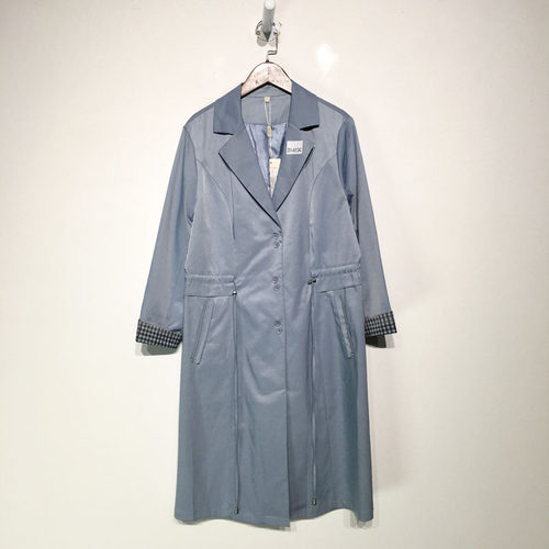 品牌折扣    时尚风衣外套Z01-A01242