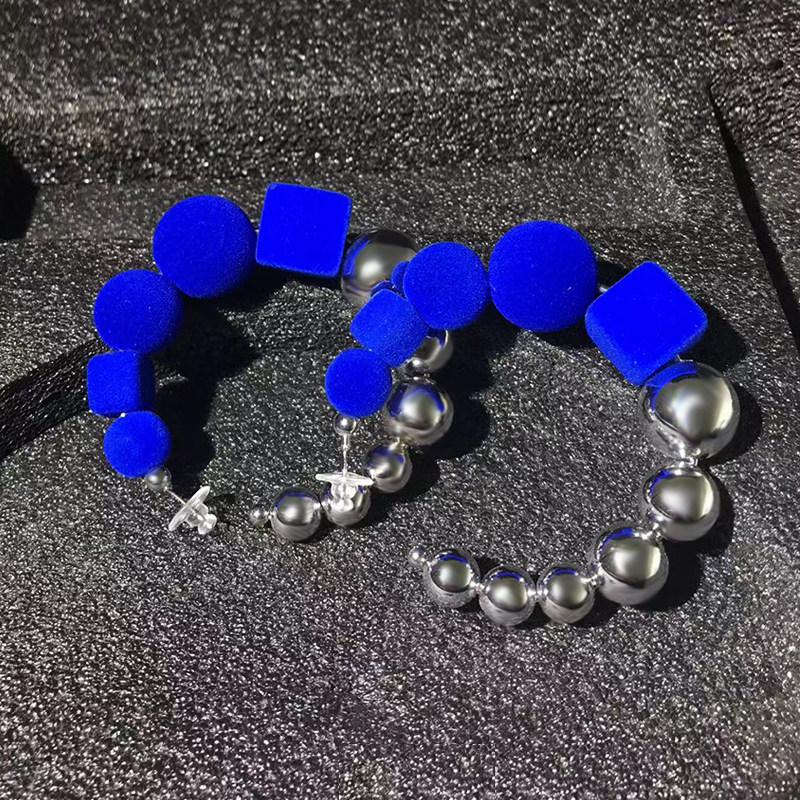 克莱因蓝大耳环女小众设计高级感耳圈轻奢个性夸张蓝色耳饰耳钉,饰品/流行首饰/时尚饰品新,耳环,淘宝优惠券,粉丝福利购,淘宝优惠卷