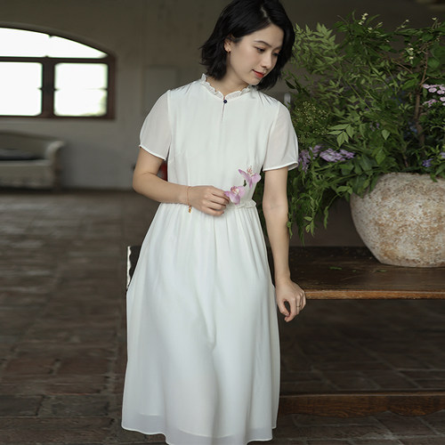 桑蚕丝木耳白色连衣裙