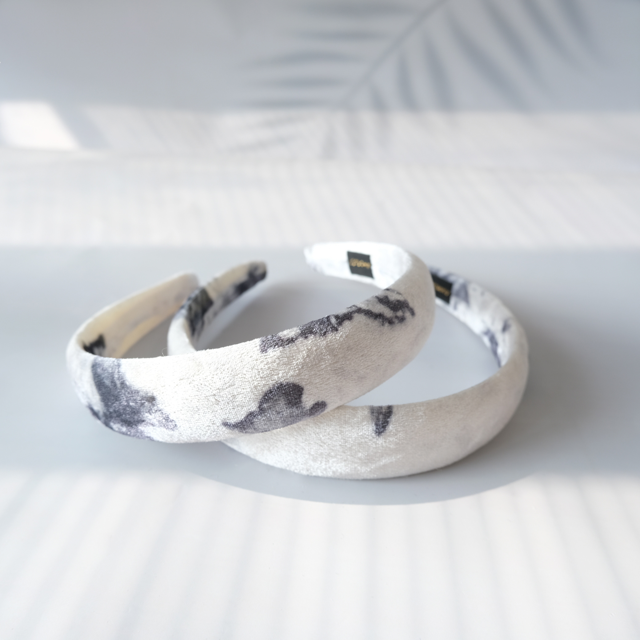 水墨色国风气质宽边发箍