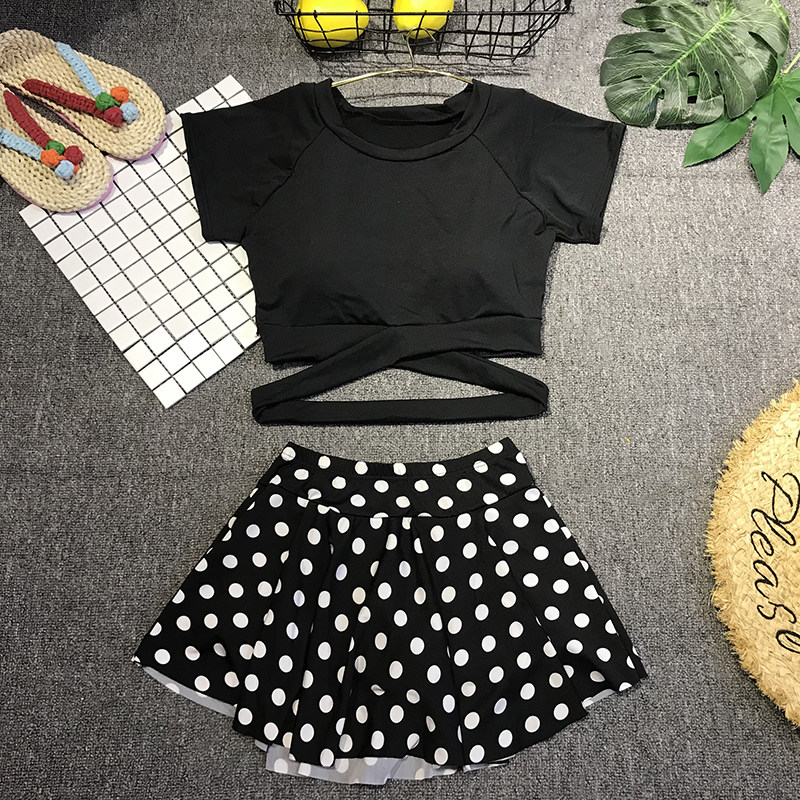 泳衣女保守分体平角游泳衣2023新款显瘦遮肚短袖运动大码温泉泳装