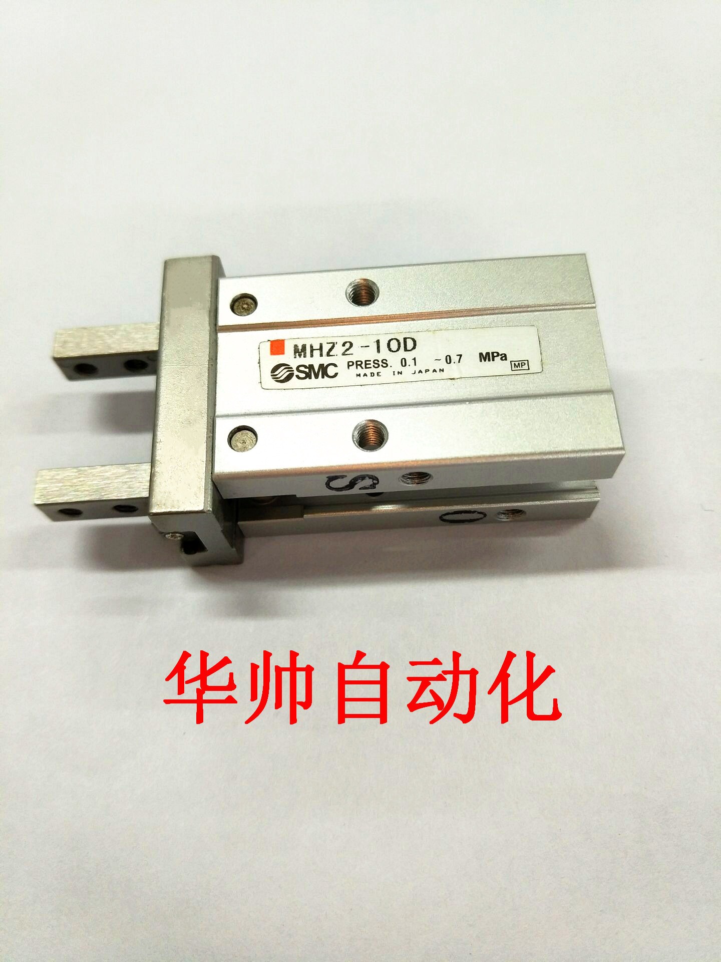 MHZ2-10D 手指气缸 MHC2-16D MHC2-16S MHY2-10D MHZ2-10DN 询价