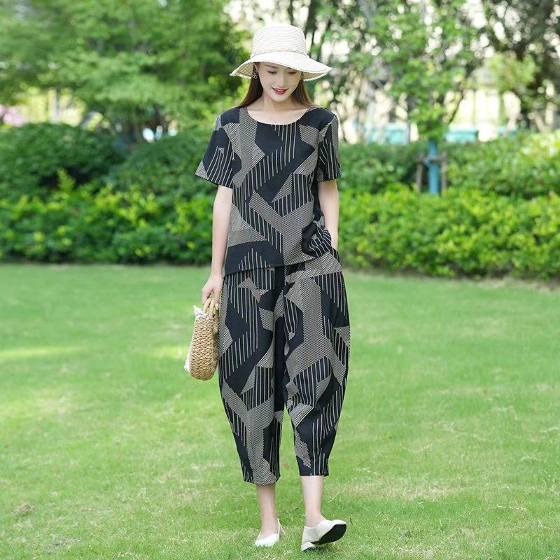 棉麻休闲时尚套装女士夏装宽松减龄中年妈妈短袖t恤哈伦裤两件套