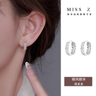Z小姐925银钱多多耳环女2025新款耳圈轻奢高级感镂空铜钱耳扣耳饰