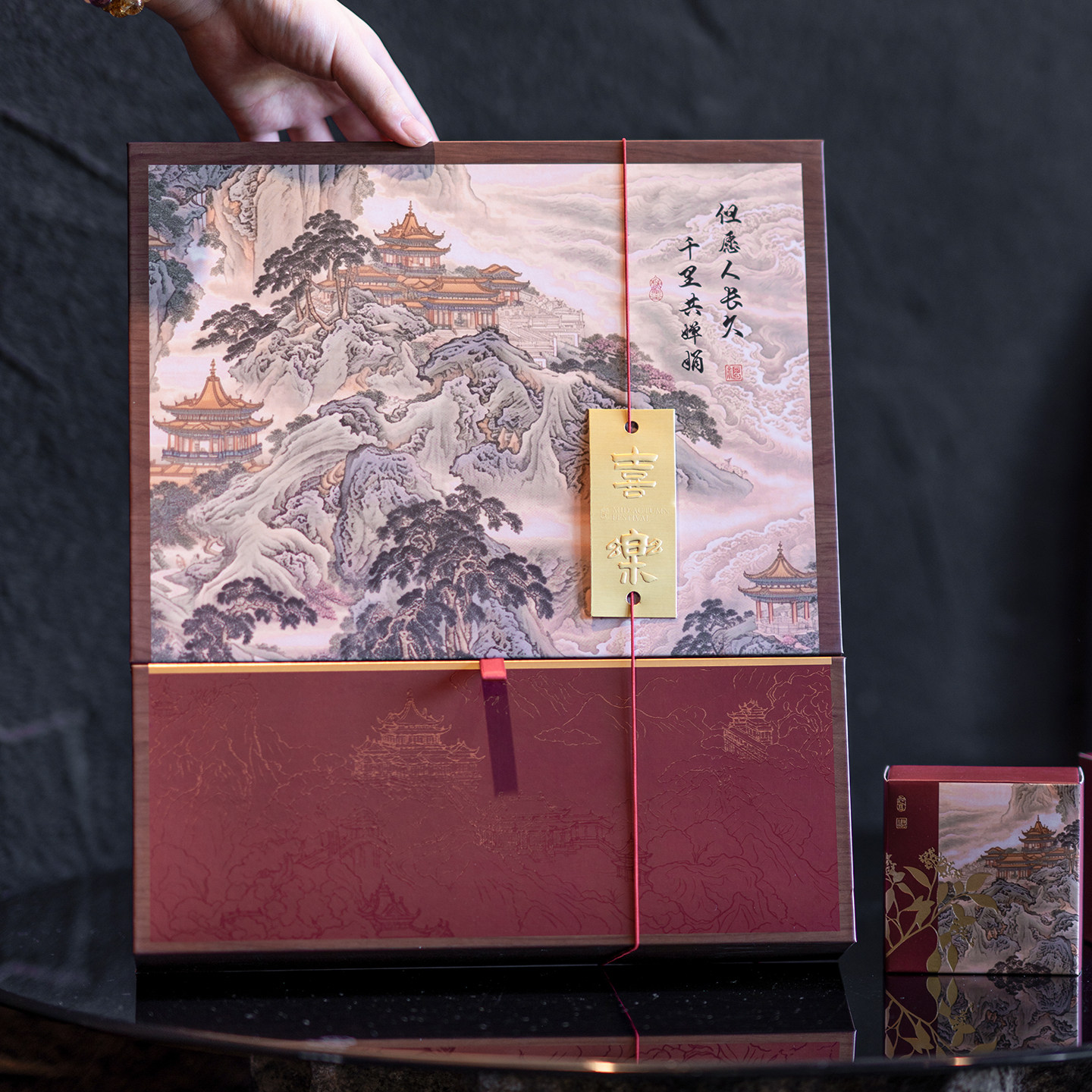 2026新款创意挂画月饼礼盒包装盒中秋礼品盒8粒空盒子企业采购