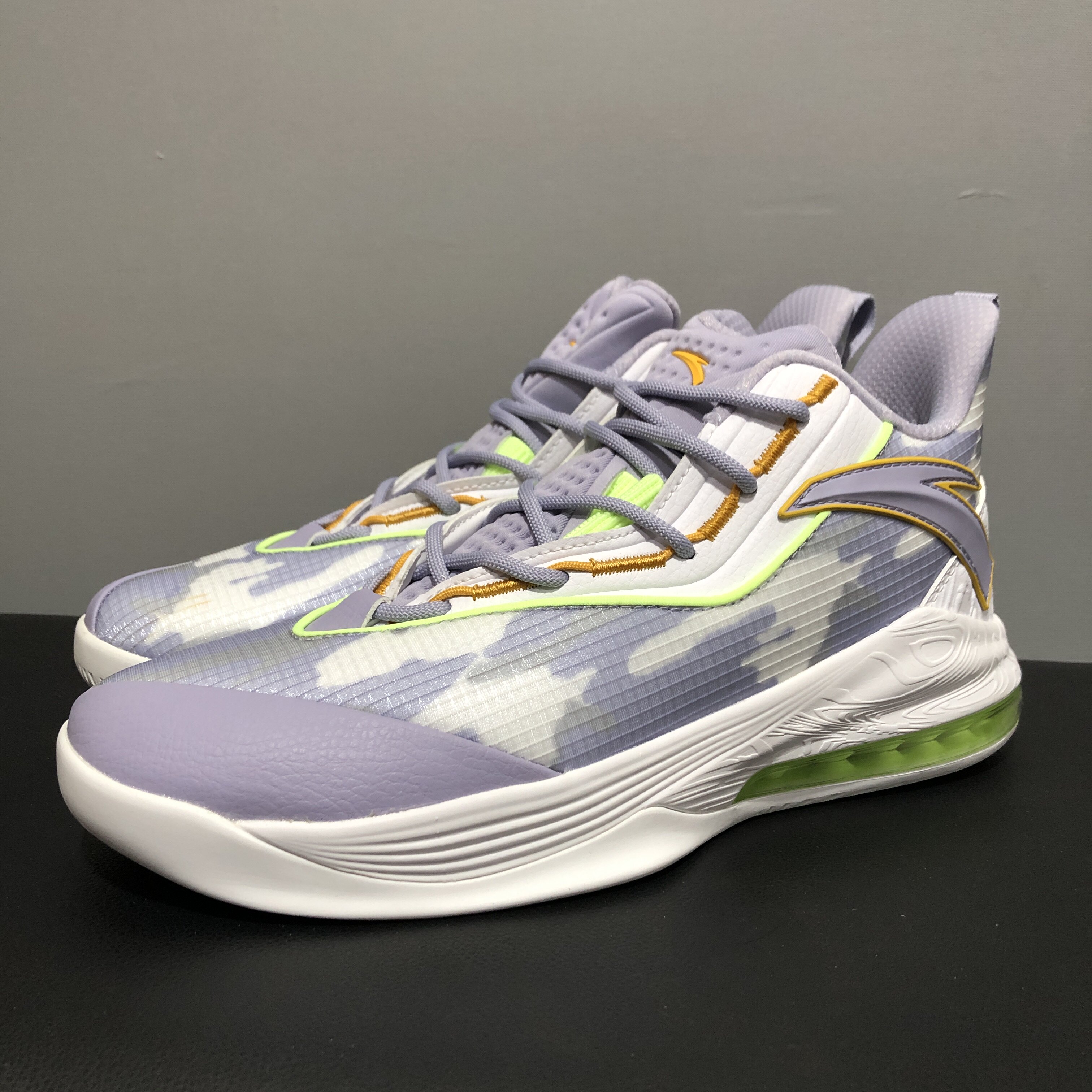 安踏篮球鞋男鞋神盾2代新款低帮实战气垫减震球鞋运动鞋112211612