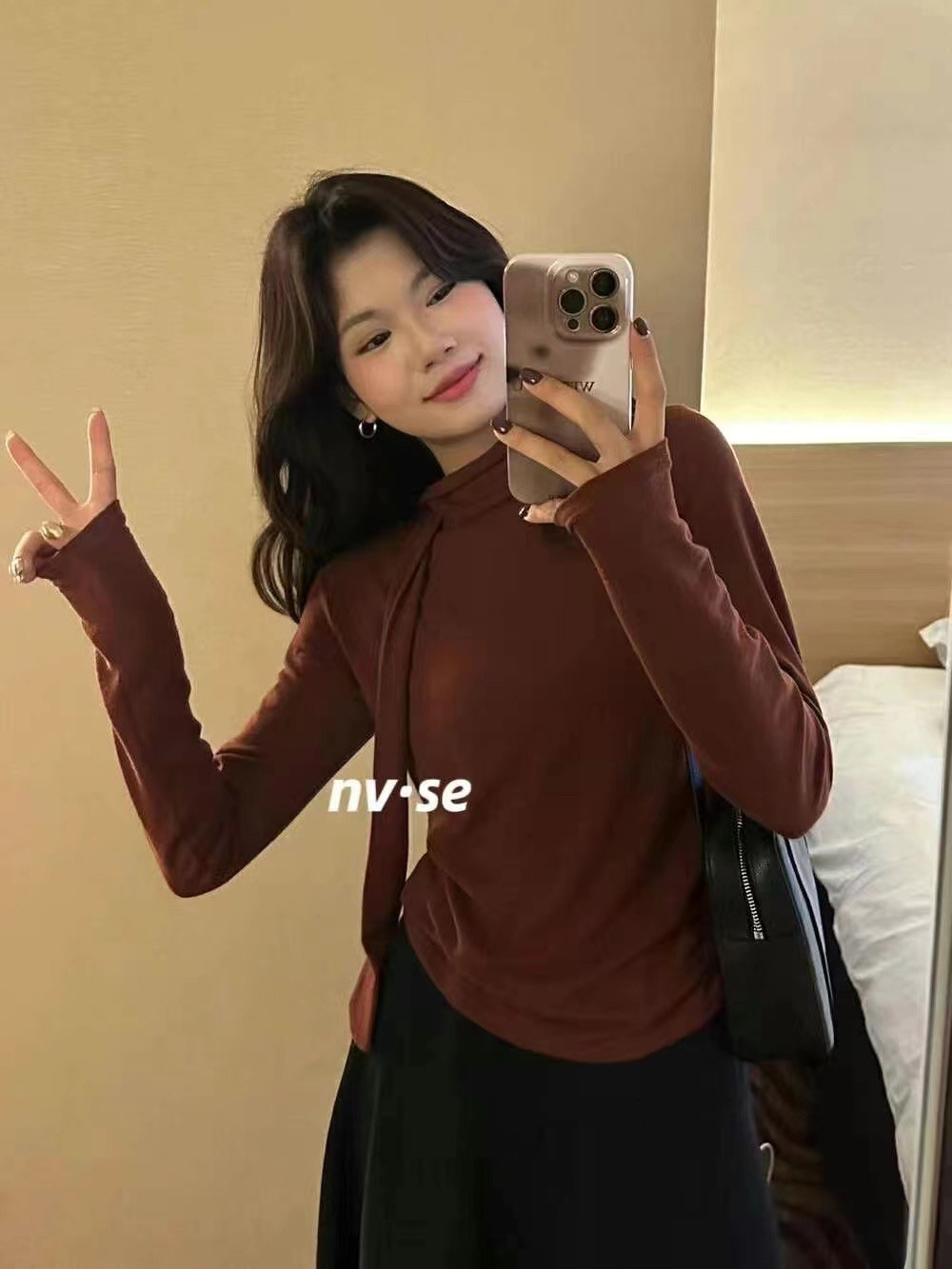 设计感飘带长袖上衣2025十三行春季新款简约休闲长T恤女系带打底