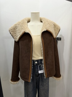 2026冬新款女装海军领皮毛一体外套短款宽松加厚大翻领机车服上衣