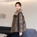 海宁PU皮衣羽绒服女短款 高级感仿狐狸毛加厚女士高档外套2024新