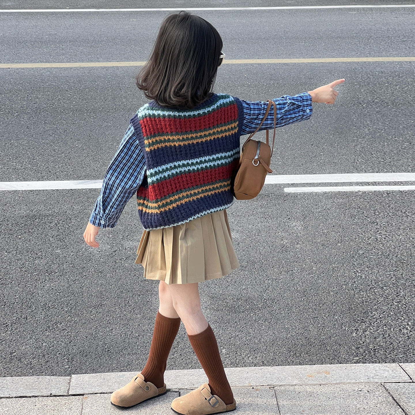 女童园服校服学院风演出服春秋儿童jk衬衫彩虹马甲衬衫裙子三件套