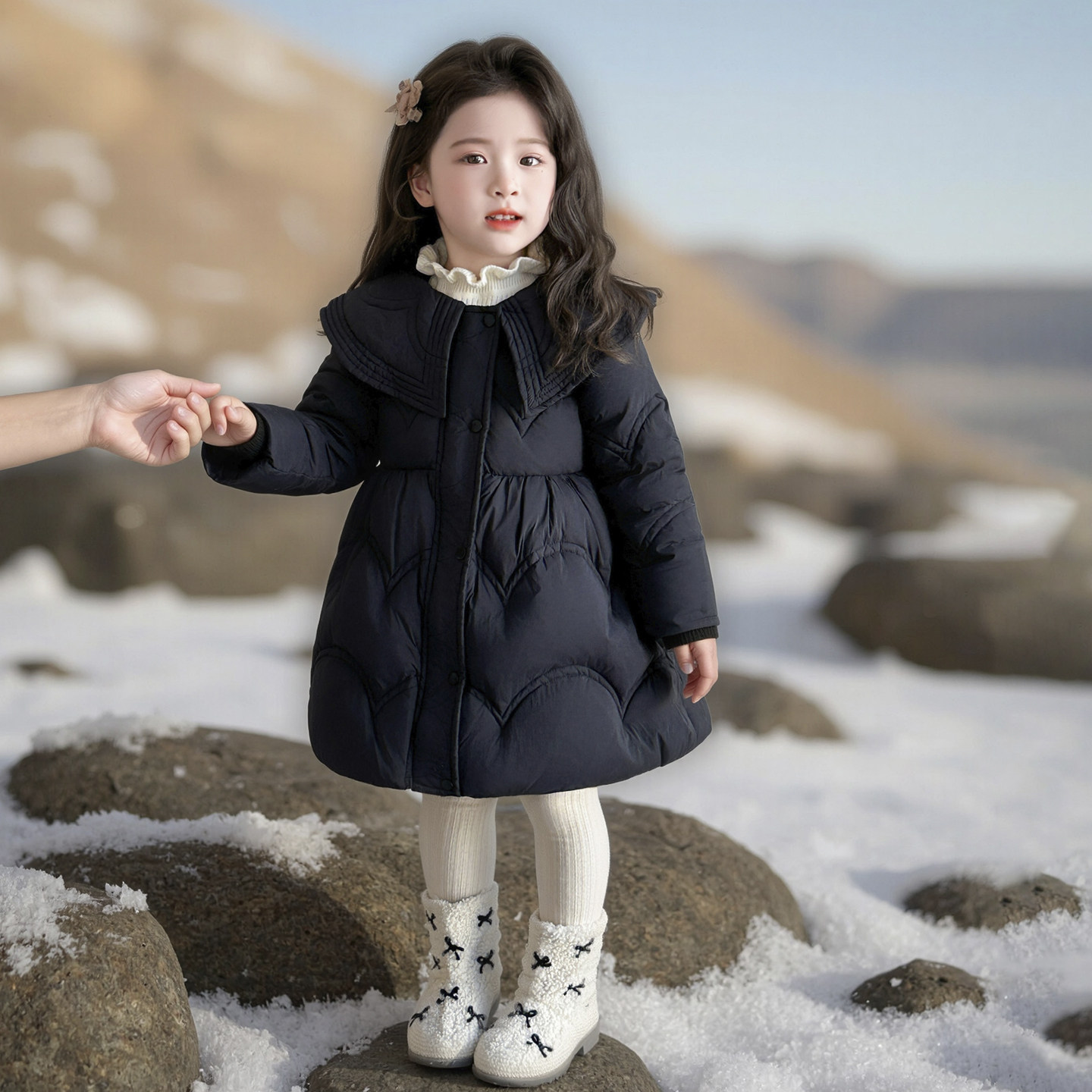 女童羽绒服冬季新款儿童加厚保暖白鸭绒棉袄洋气女孩冬装连帽加绒