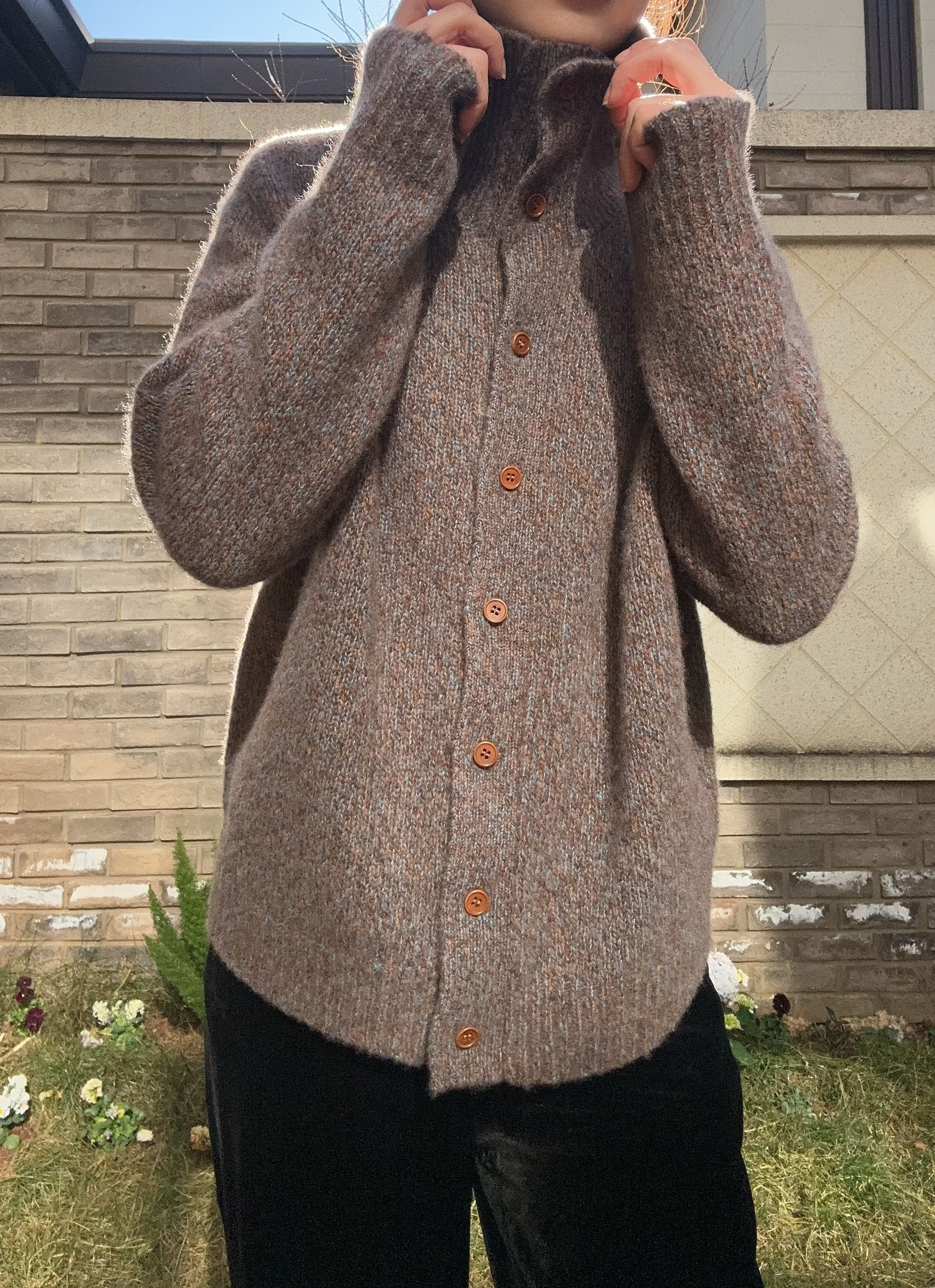 康宝莱花纱开衫 25桑蚕丝 7毛针织衫