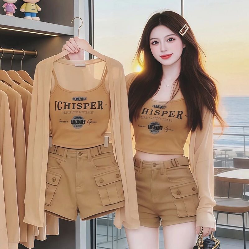 2026夏季辣妹字母背心女新款美式高腰工装短裤简约长袖开衫三件套