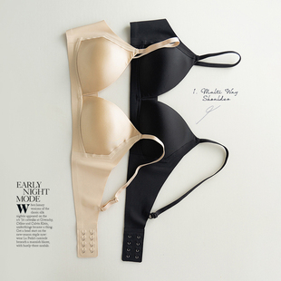 女薄款 微聚拢大胸显小收副乳防下垂性感无钢圈桑蚕丝无痕内衣文胸