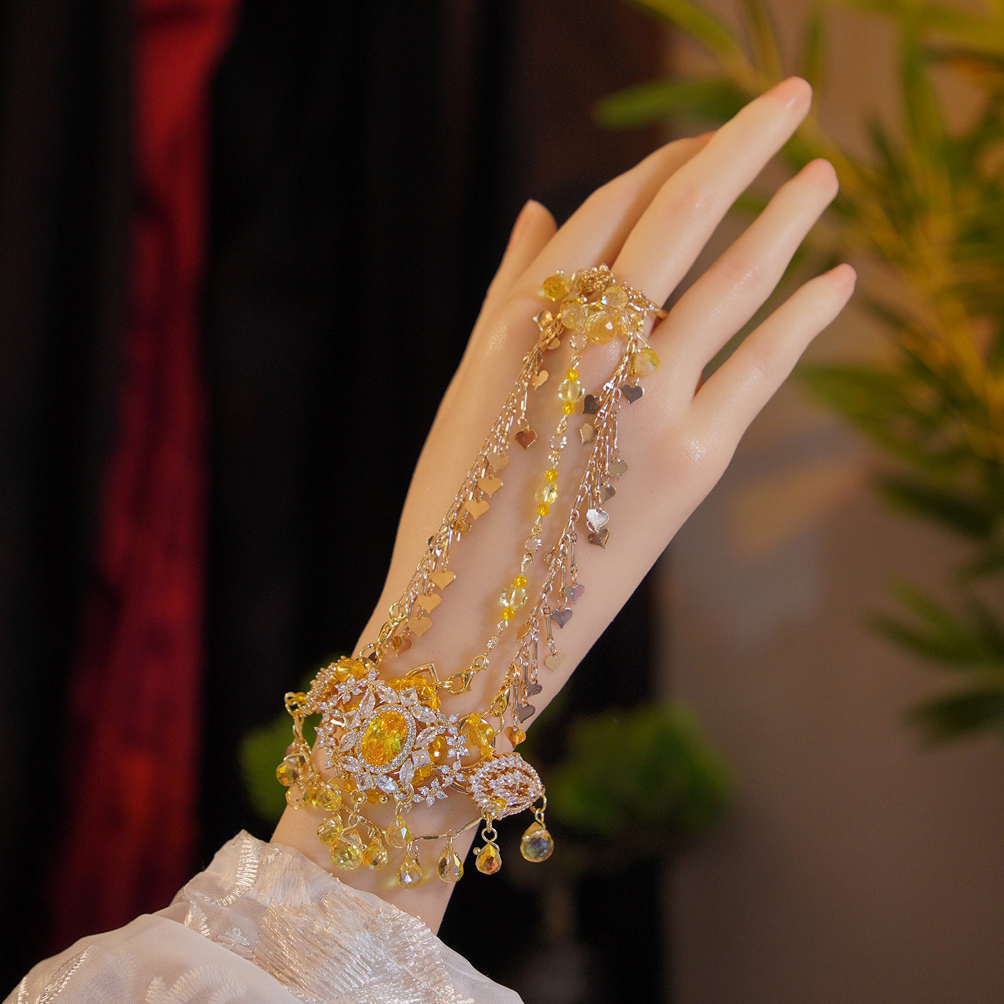 芳菲雪原创手工汉服异域风古风黄色手镯戒指一体演出首饰月下金秋,饰品/流行首饰/时尚饰品新,手链,淘宝优惠券,粉丝福利购,淘宝优惠卷