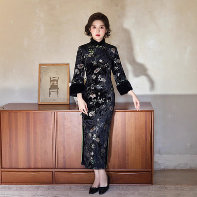 女人好闺蜜新式旗袍冬季加绒保暖气质长款烫金丝绒显瘦旗袍连衣裙