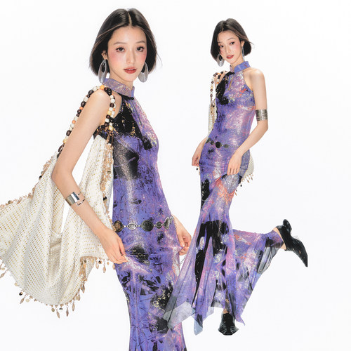 杨二大梦新中式紫印花挂脖旗袍裙