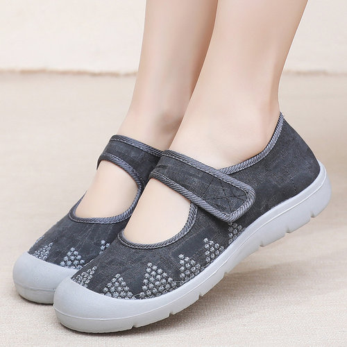 软底防滑舒适休闲运动女鞋