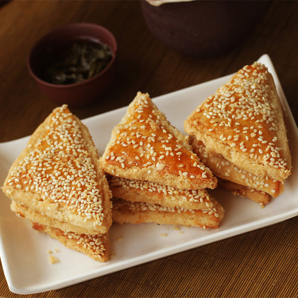 吉祥点心铺芝麻三角酥天津北京传统中式手工脆香咸酥糕点零食
