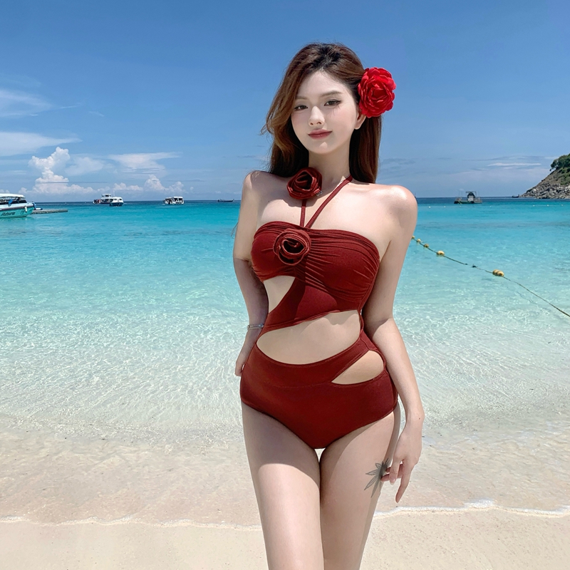 连体挂脖泳衣女比基尼抹胸性感小众bikini绝美纯欲风三角海边度假