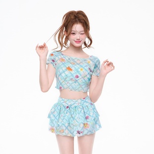 泳衣女高级感吊带分体短袖罩衫遮肚显瘦裙式三件套泡温泉度假绝美