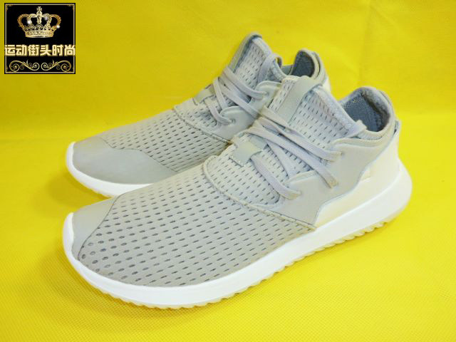 adidas三叶草小椰子跑步鞋