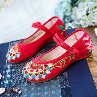 广场舞蹈布鞋女老北京民族风绣花鞋演出舞蹈鞋扇子舞秧歌腰鼓舞鞋