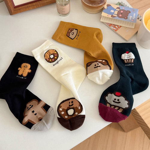 日系卡通可爱甜甜圈女士中筒袜