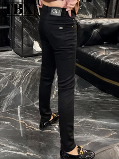 高端黑色牛仔裤男士春秋2025新款修身小脚男裤休闲裤男款冬季加绒