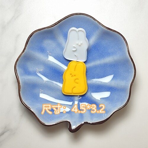 ins韩系网红小熊饼干模具小鱼兔子吐司爱心可爱卡通糖霜曲奇烘焙