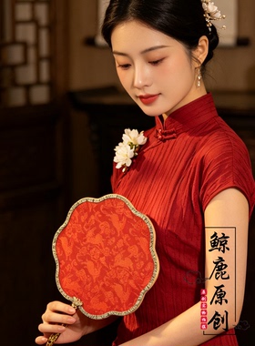 鲸鹿原创暗纹玉兔报喜图暗纹复古中式国风喜扇结婚新娘简约团扇