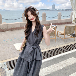 松驰感灰色上衣阔腿裤套装女夏2025新款大方得体超火两件套爆款图片