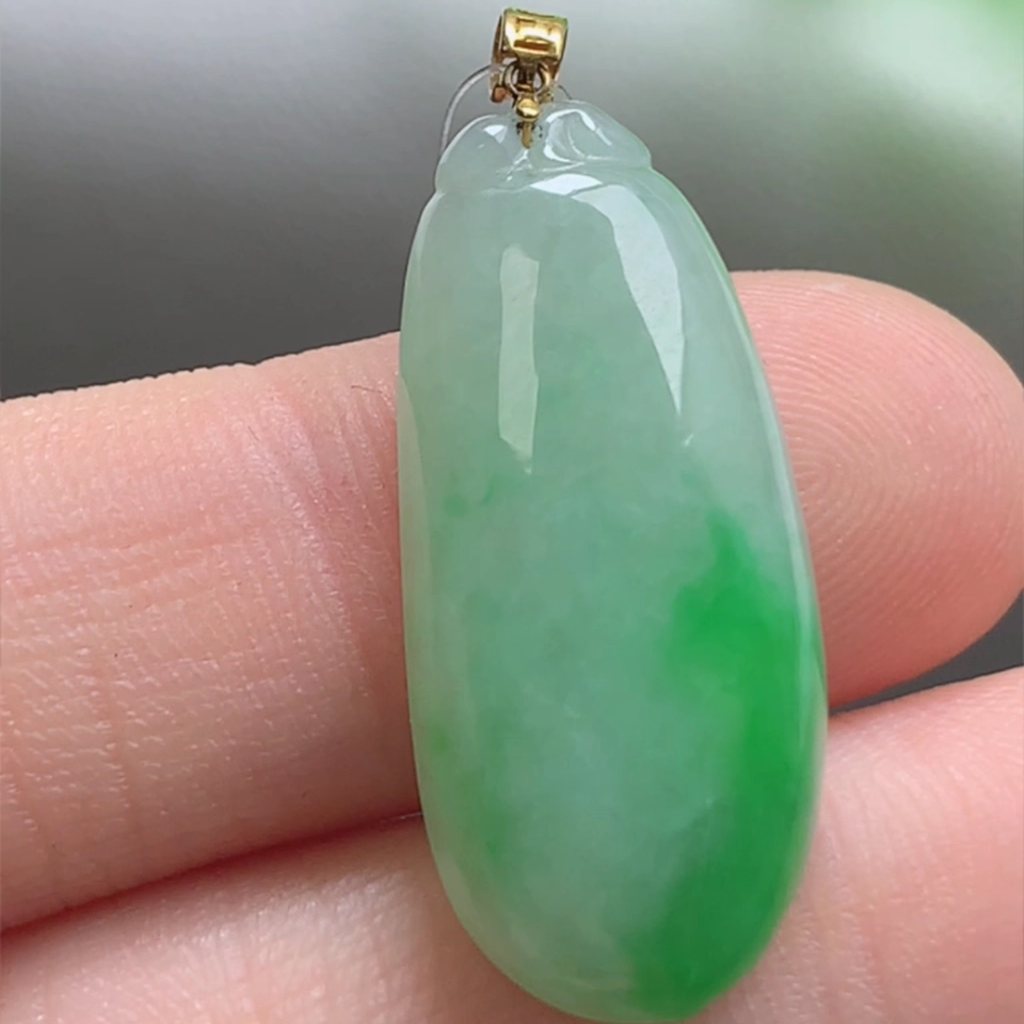 缅甸料A货翡翠福挂玉坠天然玉石18k金镶嵌冰飘绿福瓜吊坠玉瓜挂件