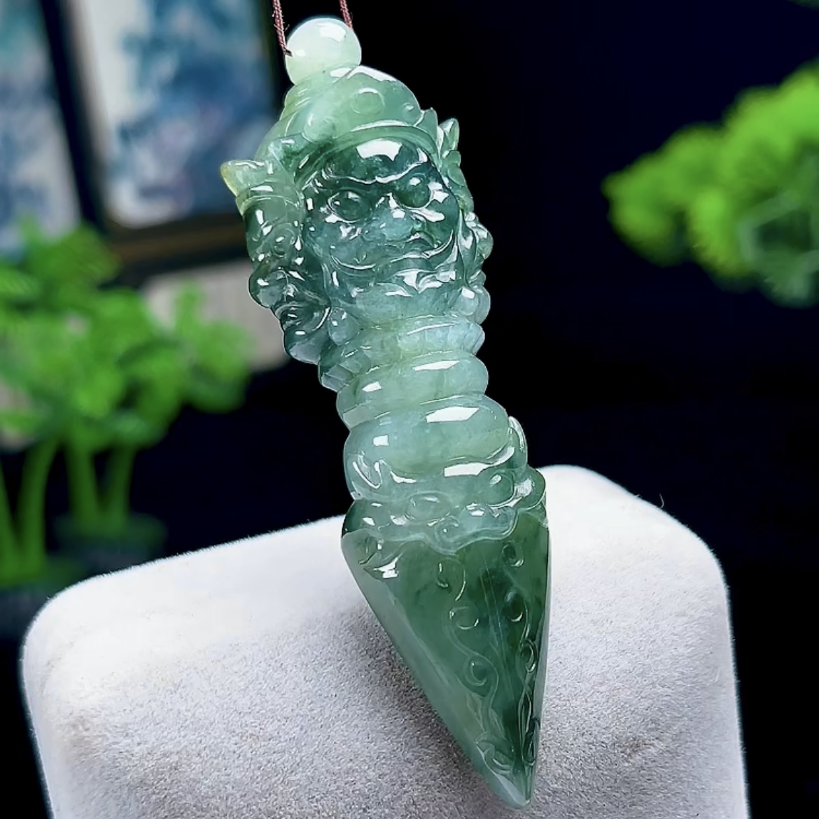 老坑冰种油绿翡翠金刚锥吊坠 老坑A货玉坠挂件 玉金刚锥玉佩包邮