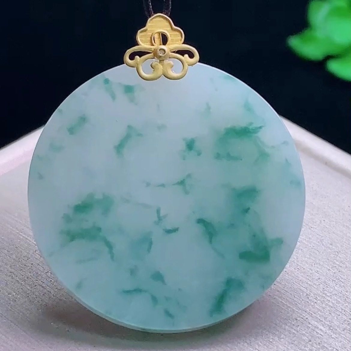 缅甸料A货18K金镶冰飘花无事牌吊坠天然玉石翡翠平安无事圆牌玉坠