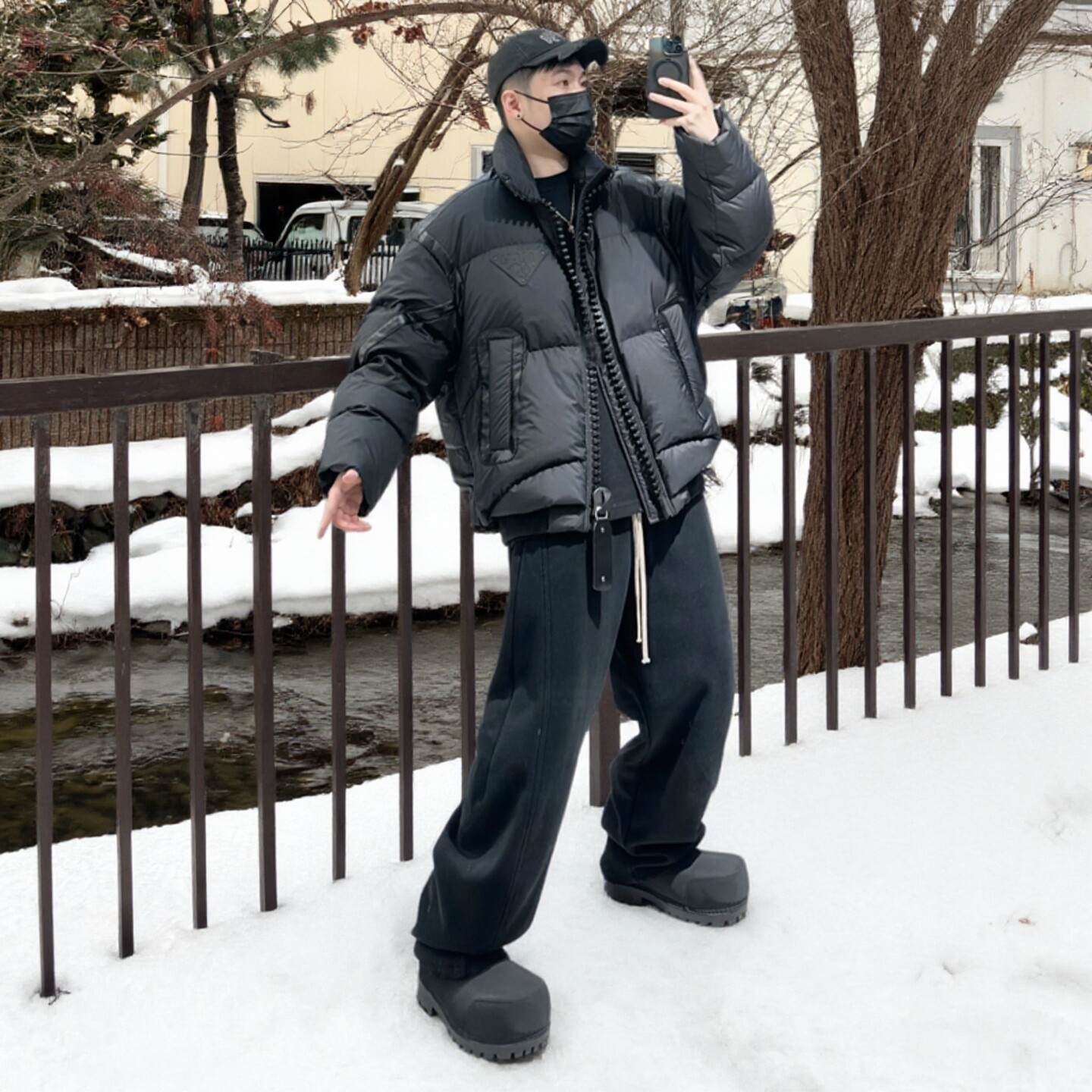 羽绒御寒服男款冬季加厚保暖夹克