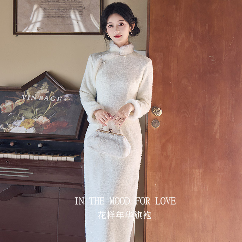 白色加绒国风女冬装53